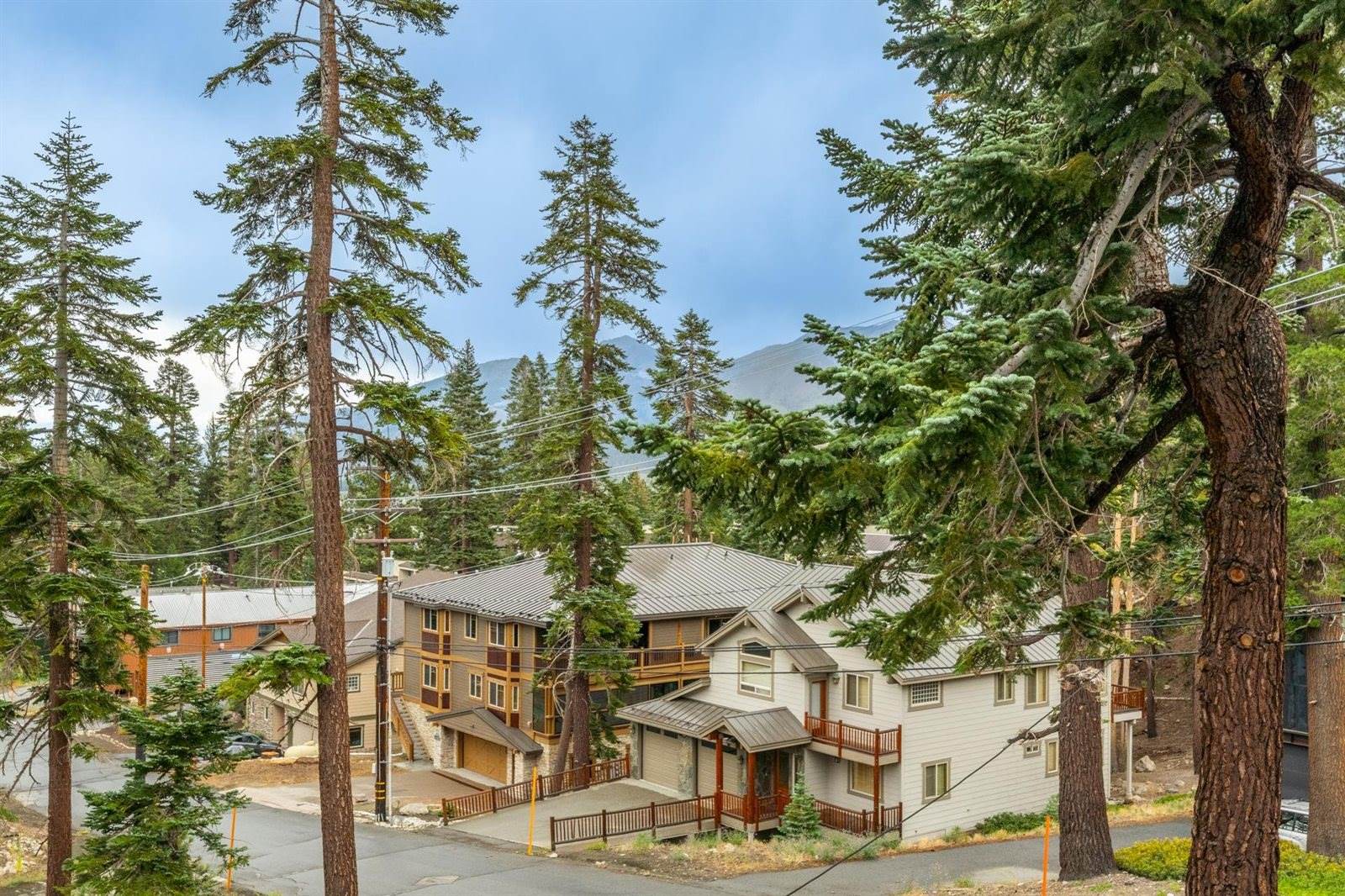 236 Davison Road, Mammoth Lakes, CA 93546