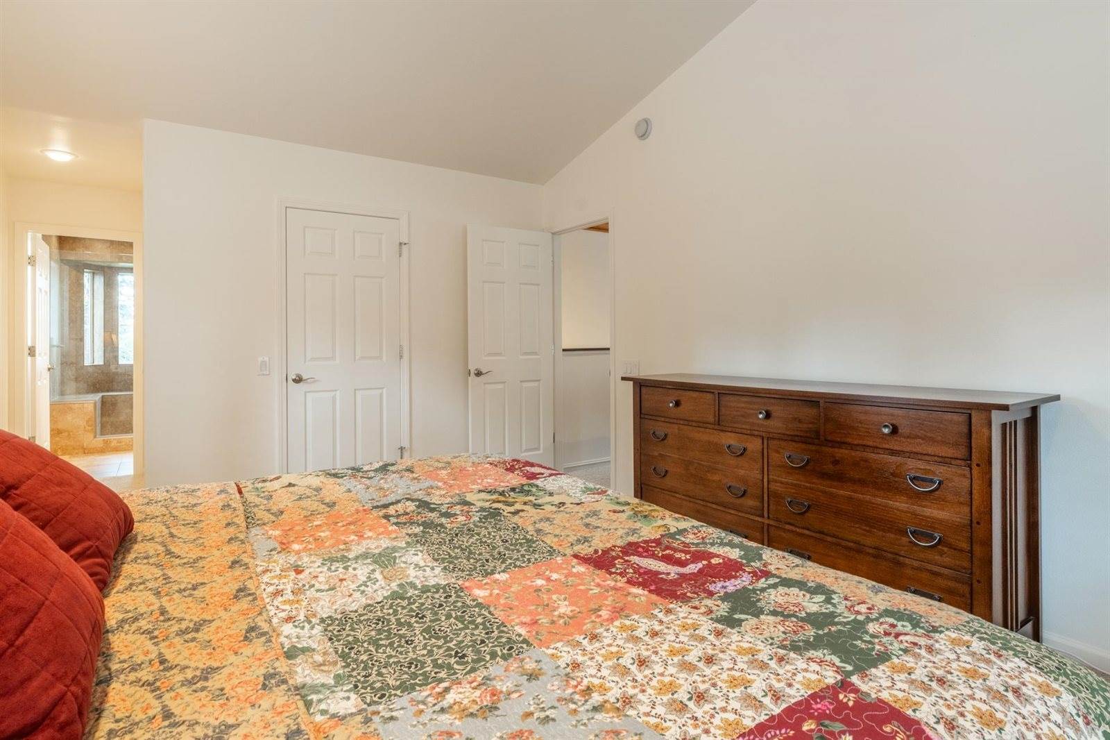 236 Davison Road, Mammoth Lakes, CA 93546