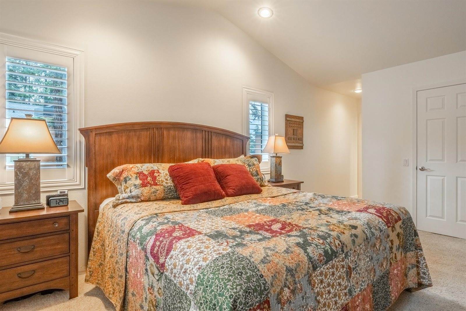 236 Davison Road, Mammoth Lakes, CA 93546