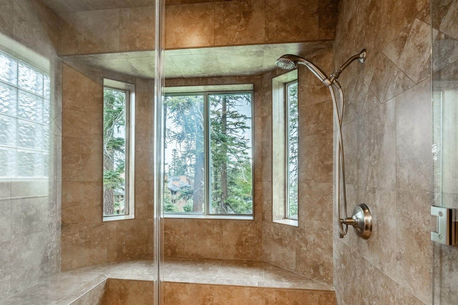 236 Davison Road, Mammoth Lakes, CA 93546