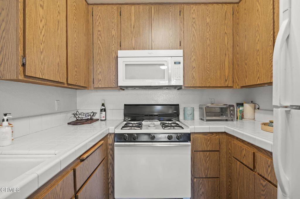 644 Thoreau Lane, Ventura, CA 93003