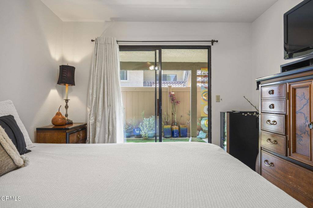 644 Thoreau Lane, Ventura, CA 93003