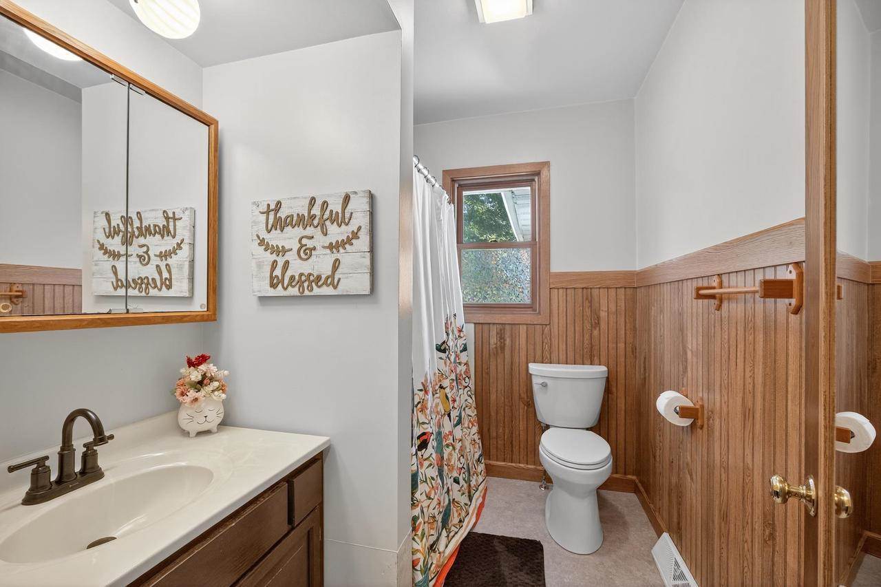 8041 White Pine Drive, Wisconsin Rapids, WI 54494