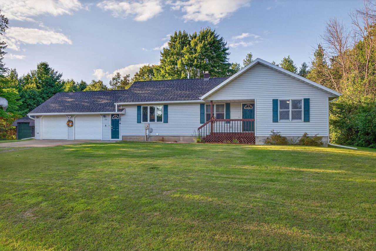 8041 White Pine Drive, Wisconsin Rapids, WI 54494