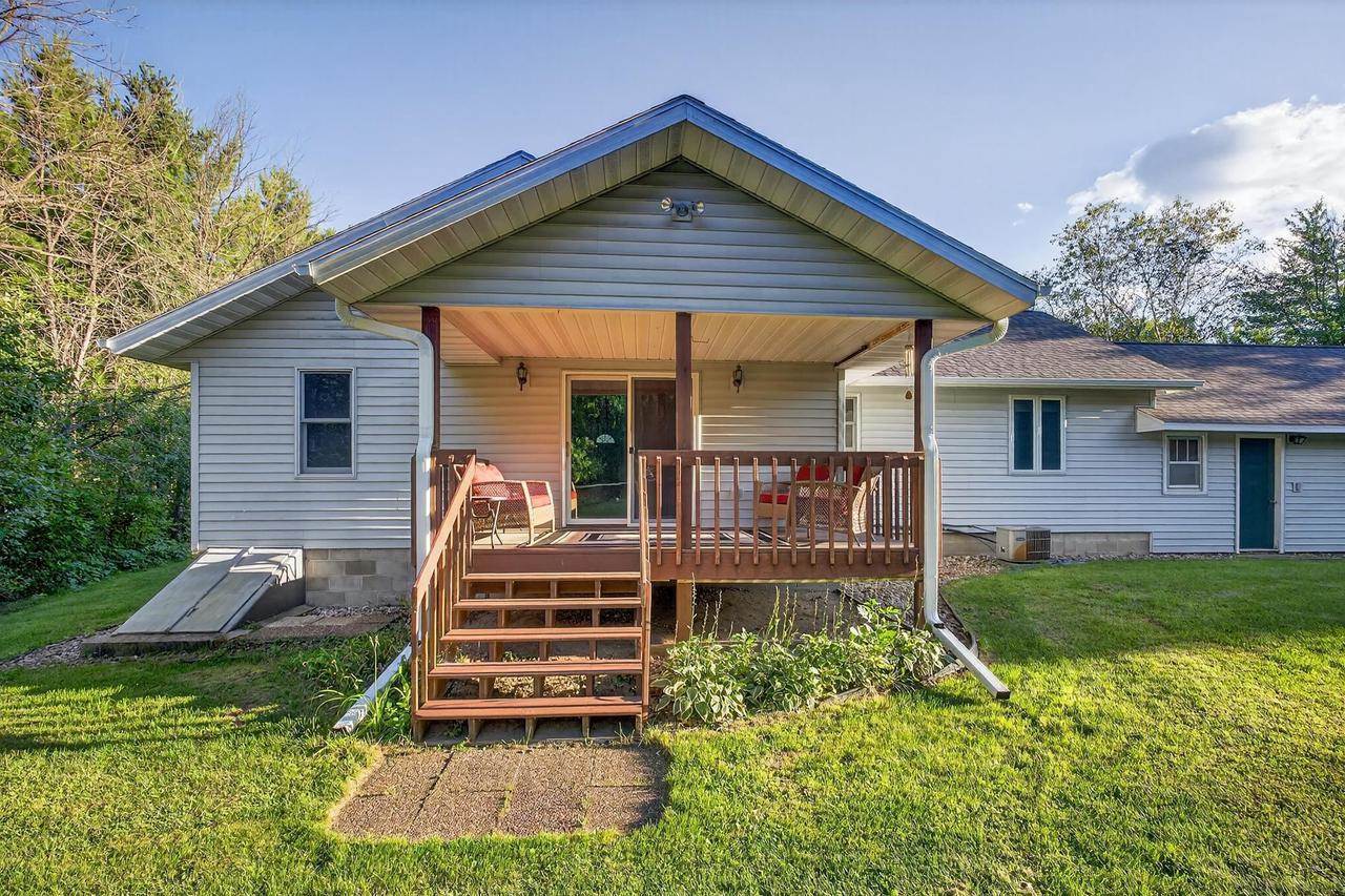 8041 White Pine Drive, Wisconsin Rapids, WI 54494