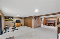 8041 White Pine Drive, Wisconsin Rapids, WI 54494