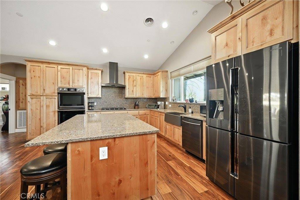 9482 Hoberg Drive South, Cobb, CA 95426