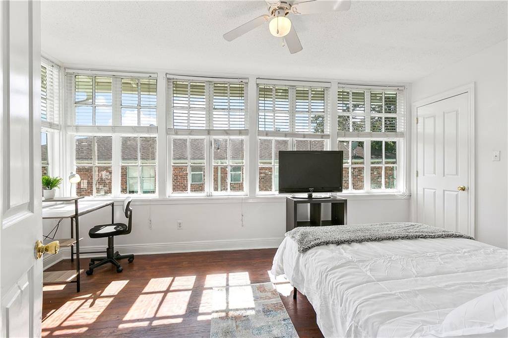 2231 South Carrollton Street, #d, New Orleans, LA 70118