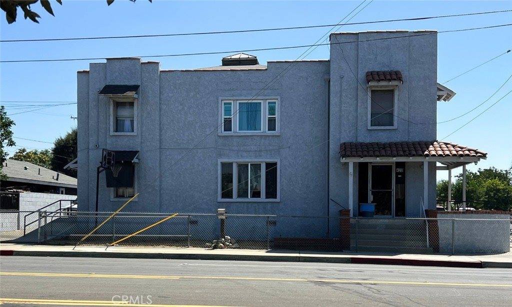 420 North Reservoir Street, Pomona, CA 91767
