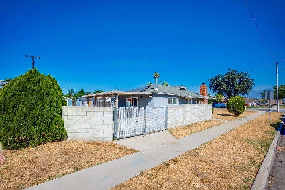 301 West Easton Street, Rialto, CA 92376