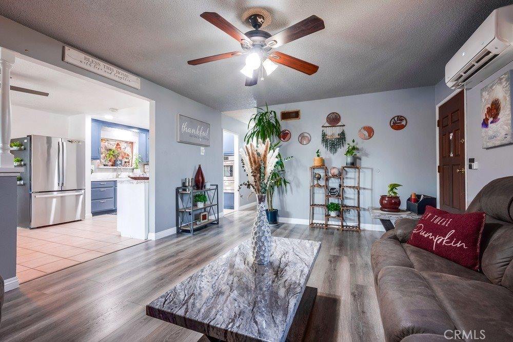 301 West Easton Street, Rialto, CA 92376