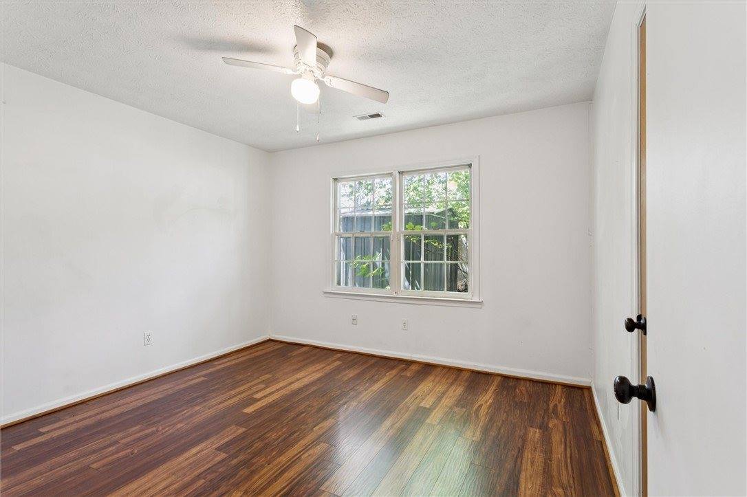 13 Westmont Drive, Hampton County, VA 23666