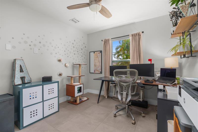 121 NW 45th St, Fort Lauderdale, FL 33309