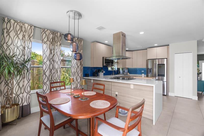 121 NW 45th St, Fort Lauderdale, FL 33309