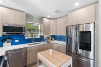 121 NW 45th St, Fort Lauderdale, FL 33309