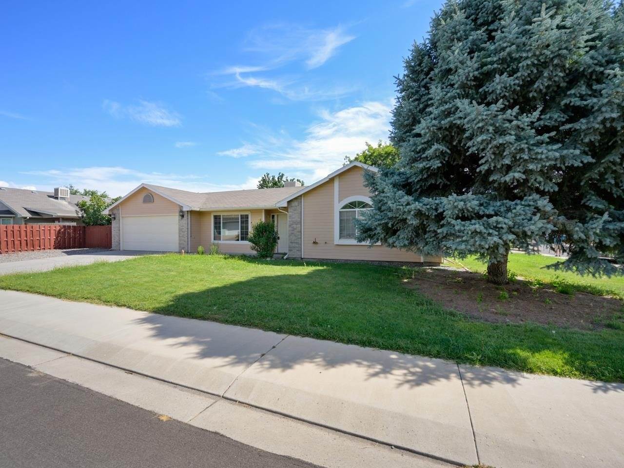 3035 E 1/4 Road, Grand Junction, CO 81504