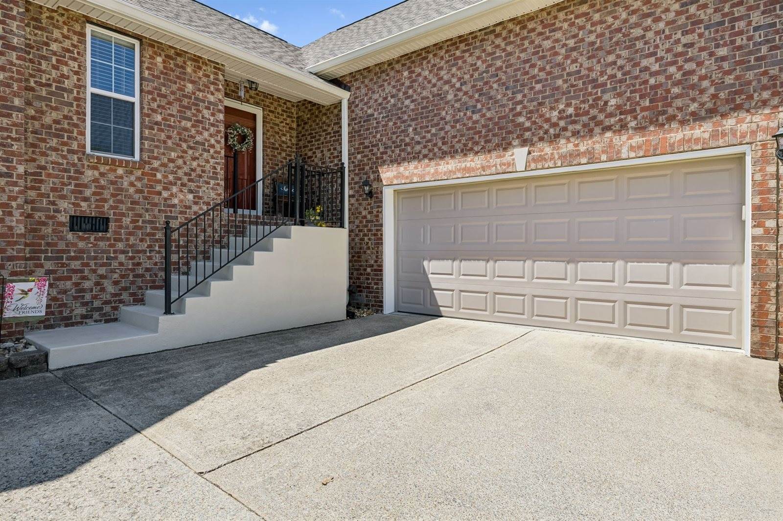 4010 Affirmed Dr, Mount Juliet, TN 37122