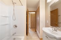 1817 2nd Ave NW, Minot, ND 58703