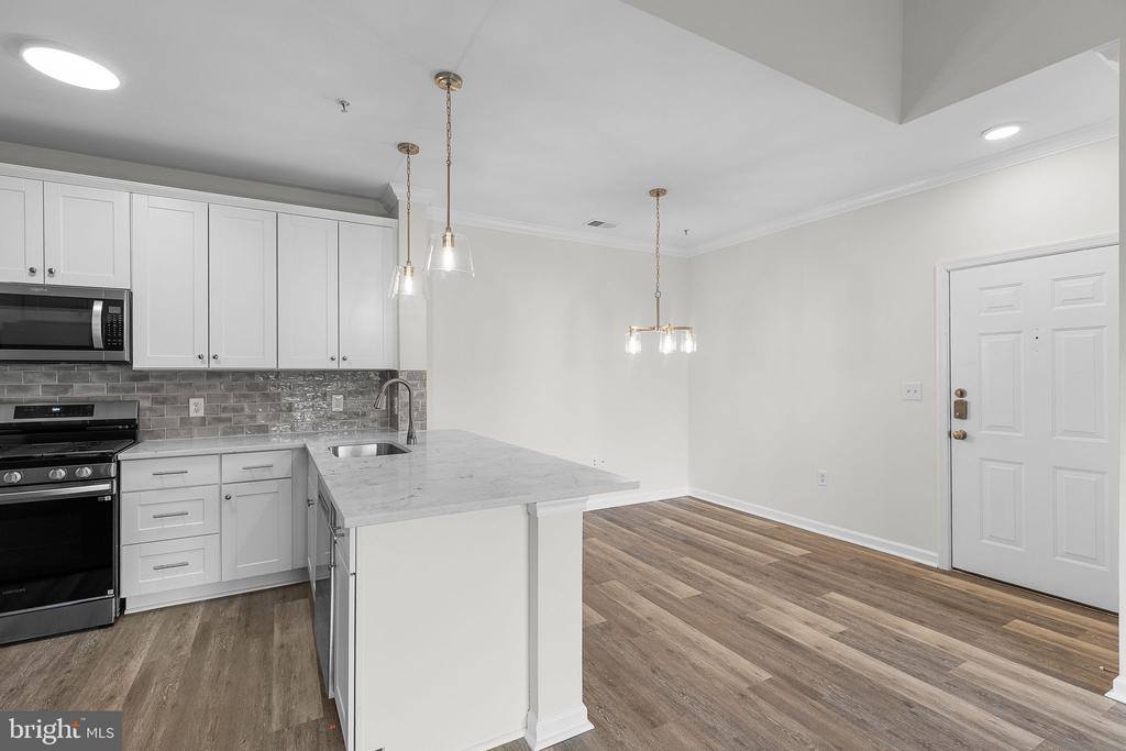 4401 Weatherington Lane, Fairfax, VA 22030