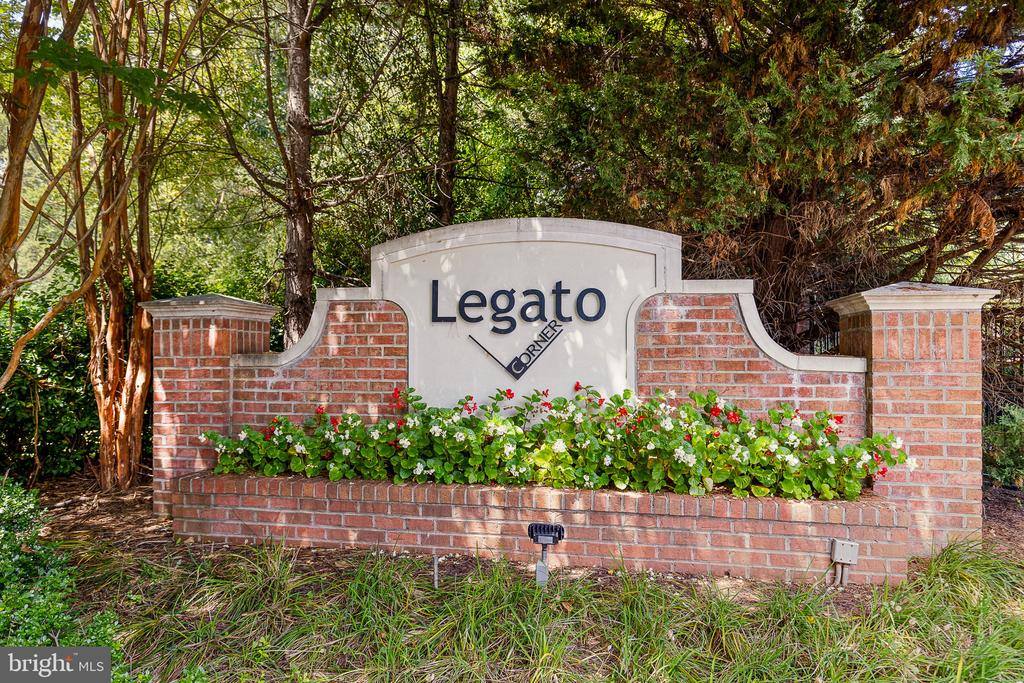 4401 Weatherington Lane, Fairfax, VA 22030