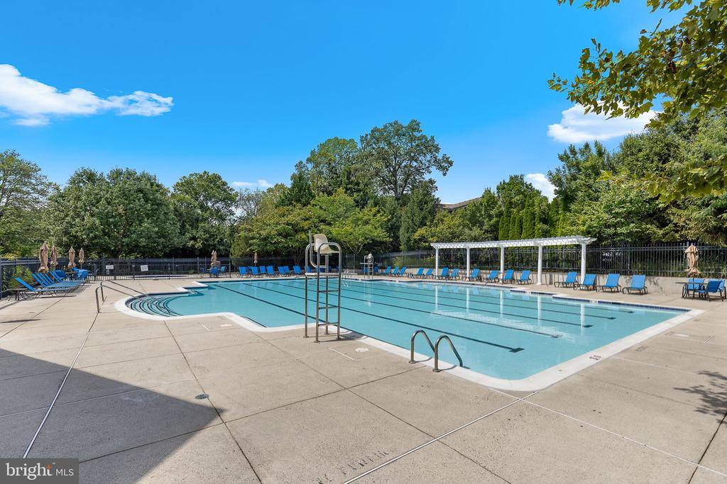 4401 Weatherington Lane, Fairfax, VA 22030