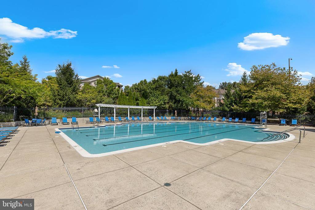 4401 Weatherington Lane, Fairfax, VA 22030