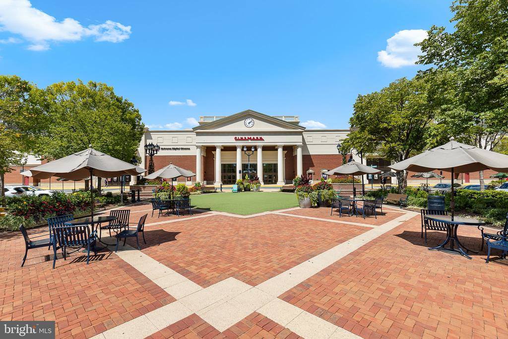 4401 Weatherington Lane, Fairfax, VA 22030