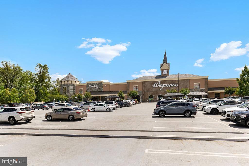 4401 Weatherington Lane, Fairfax, VA 22030