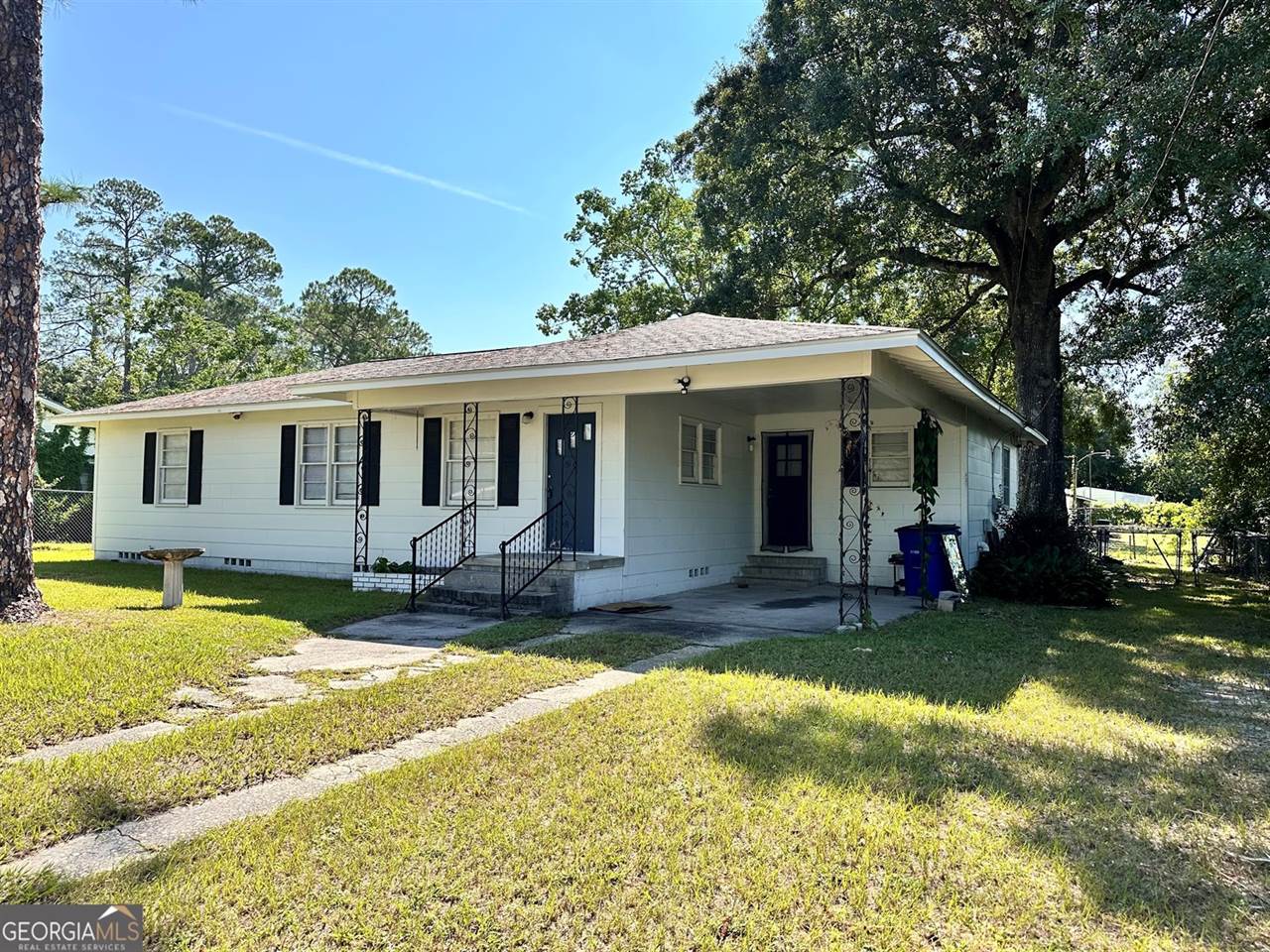 2202 Pioneer Street, Waycross, GA 31501