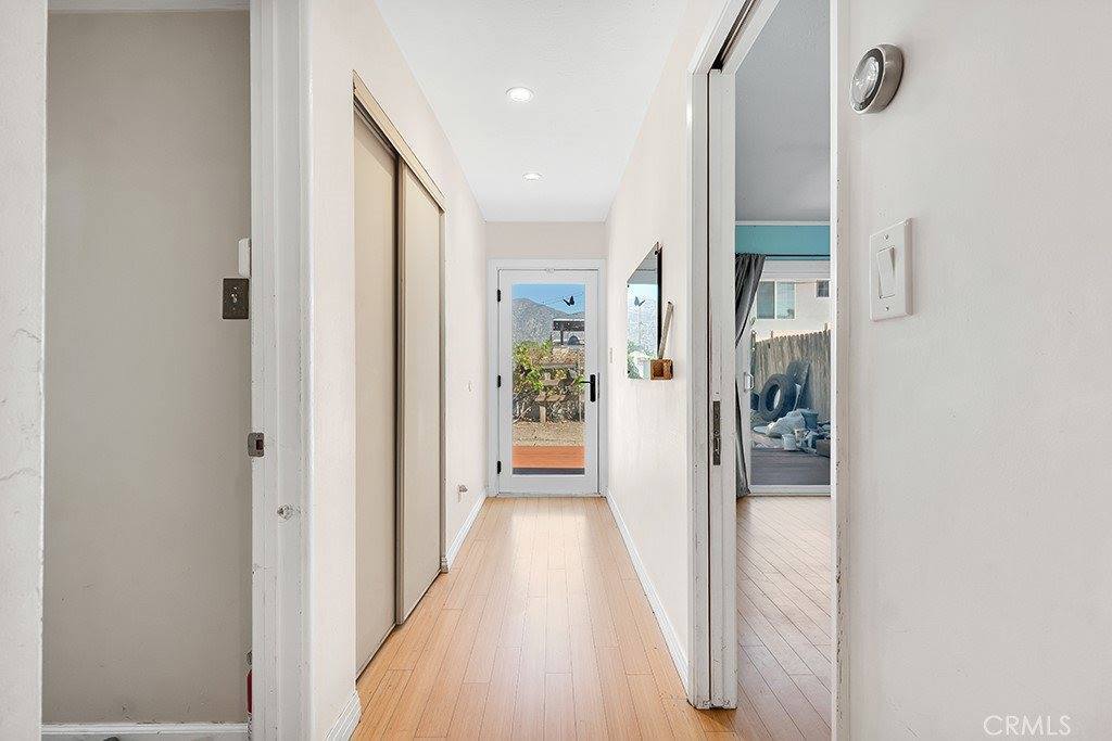 10549 Mcclemont Avenue, Tujunga, CA 91042