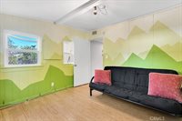 10549 Mcclemont Avenue, Tujunga, CA 91042