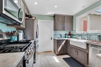 10549 Mcclemont Avenue, Tujunga, CA 91042