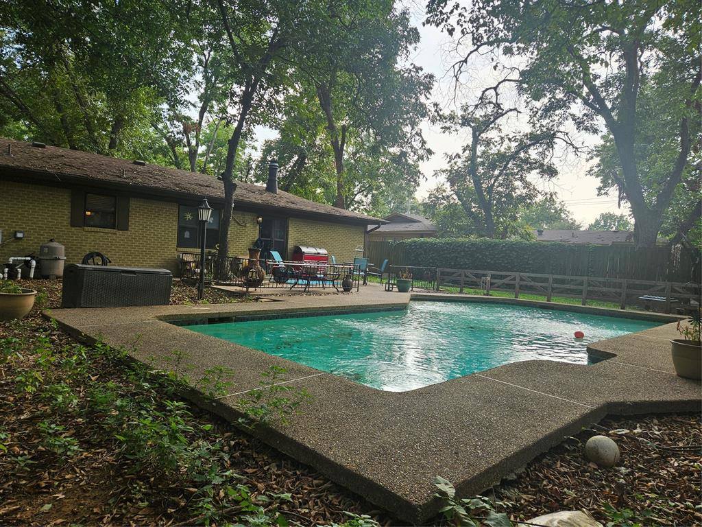 1521 Southwood Boulevard, Arlington, TX 76013