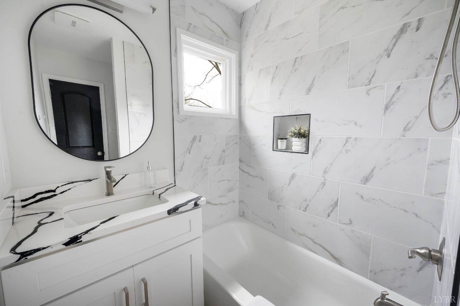 1761 Old Farm Road, Lynchburg, VA 24503