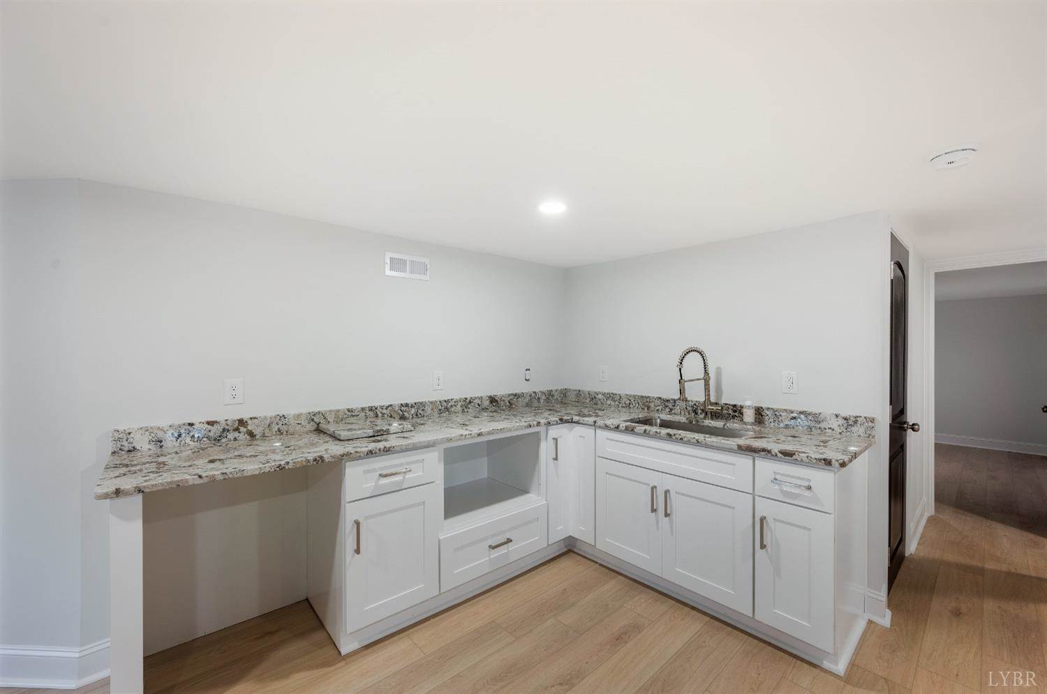 1761 Old Farm Road, Lynchburg, VA 24503