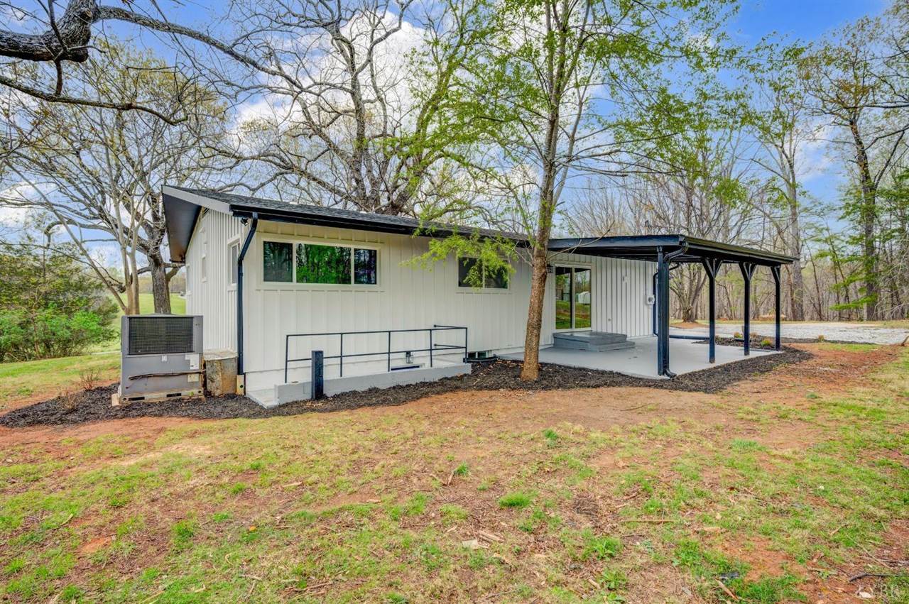 1761 Old Farm Road, Lynchburg, VA 24503