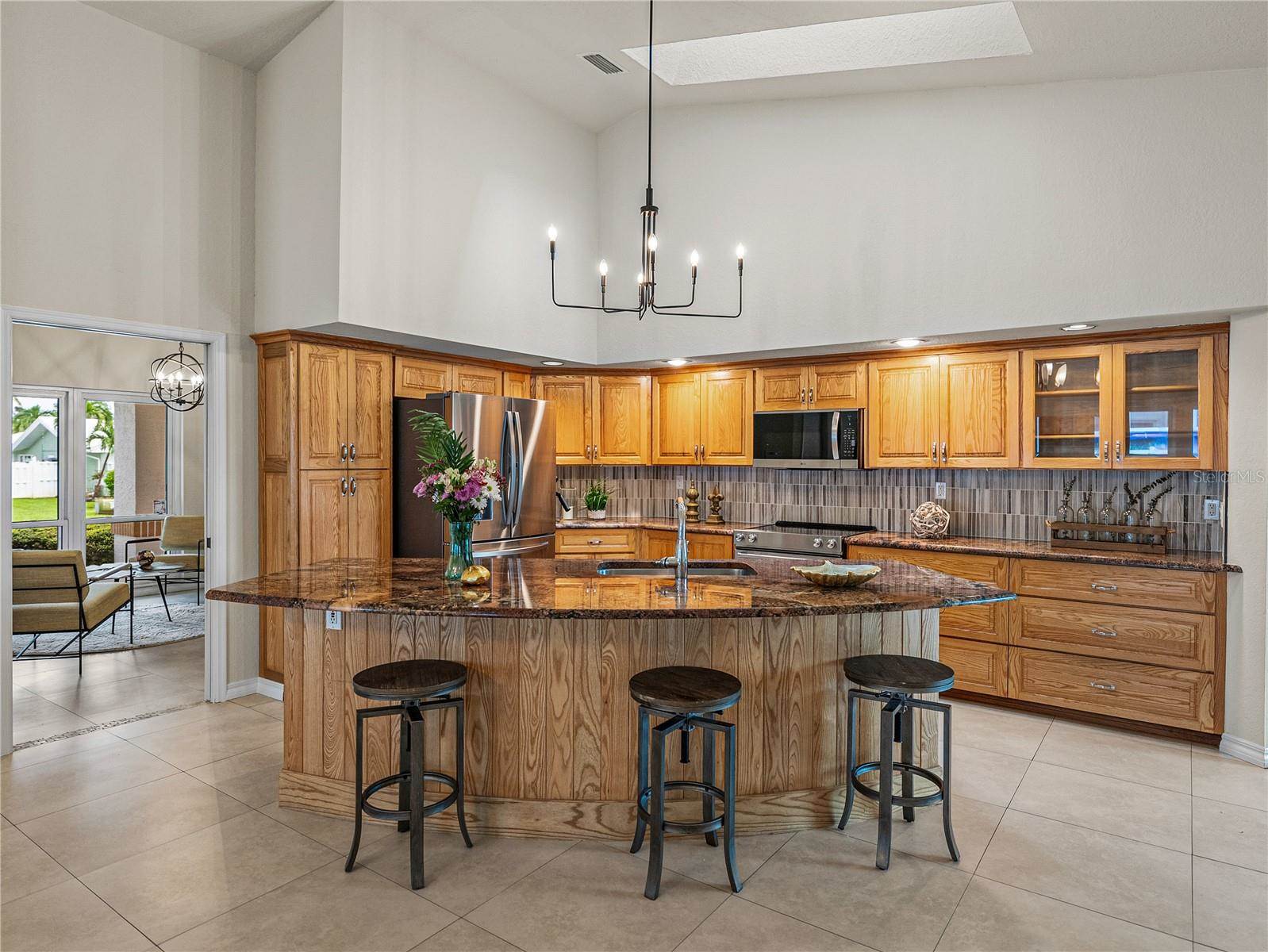 366 6TH Avenue North, Tierra Verde, FL 33715