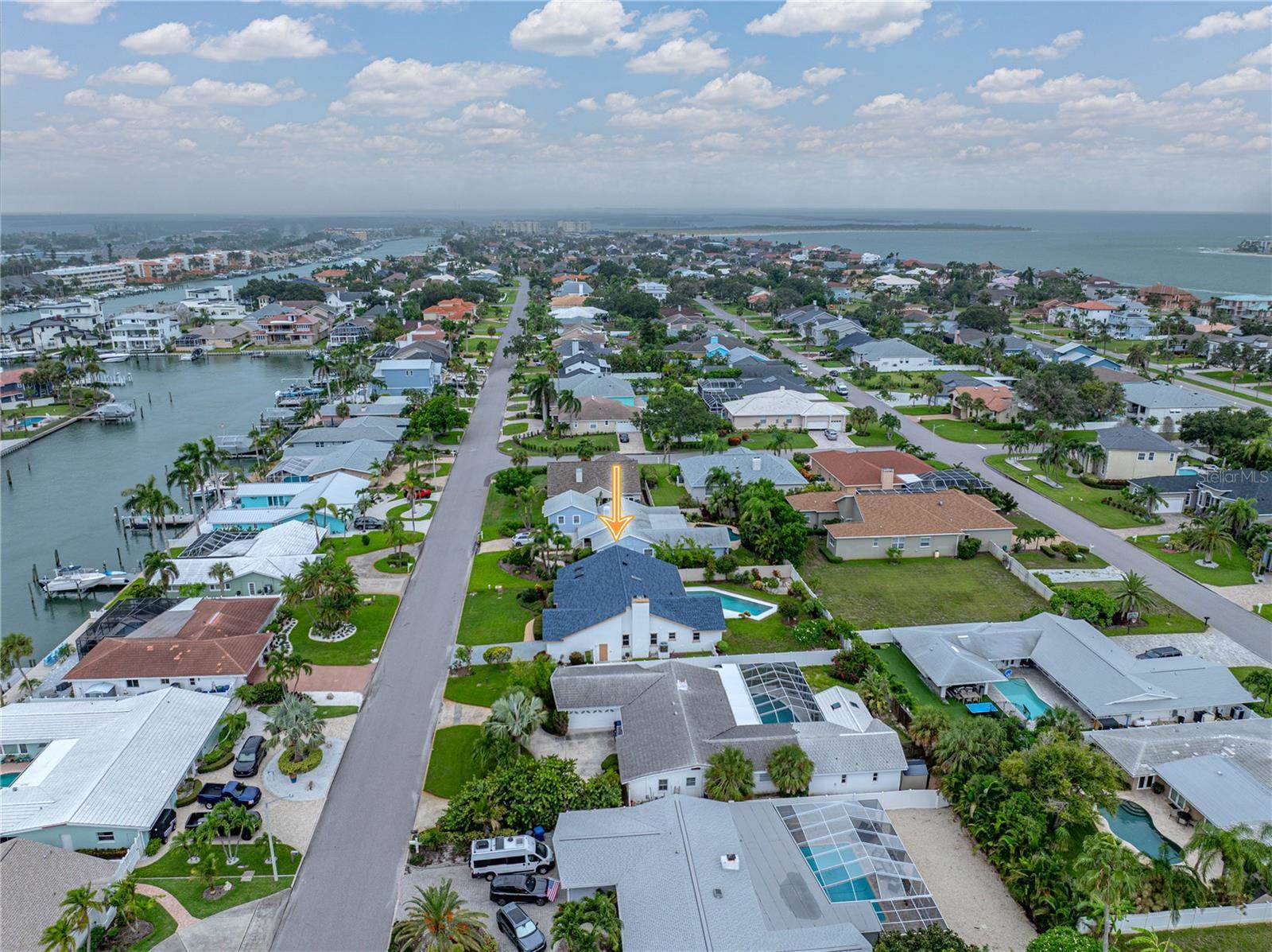 366 6TH Avenue North, Tierra Verde, FL 33715