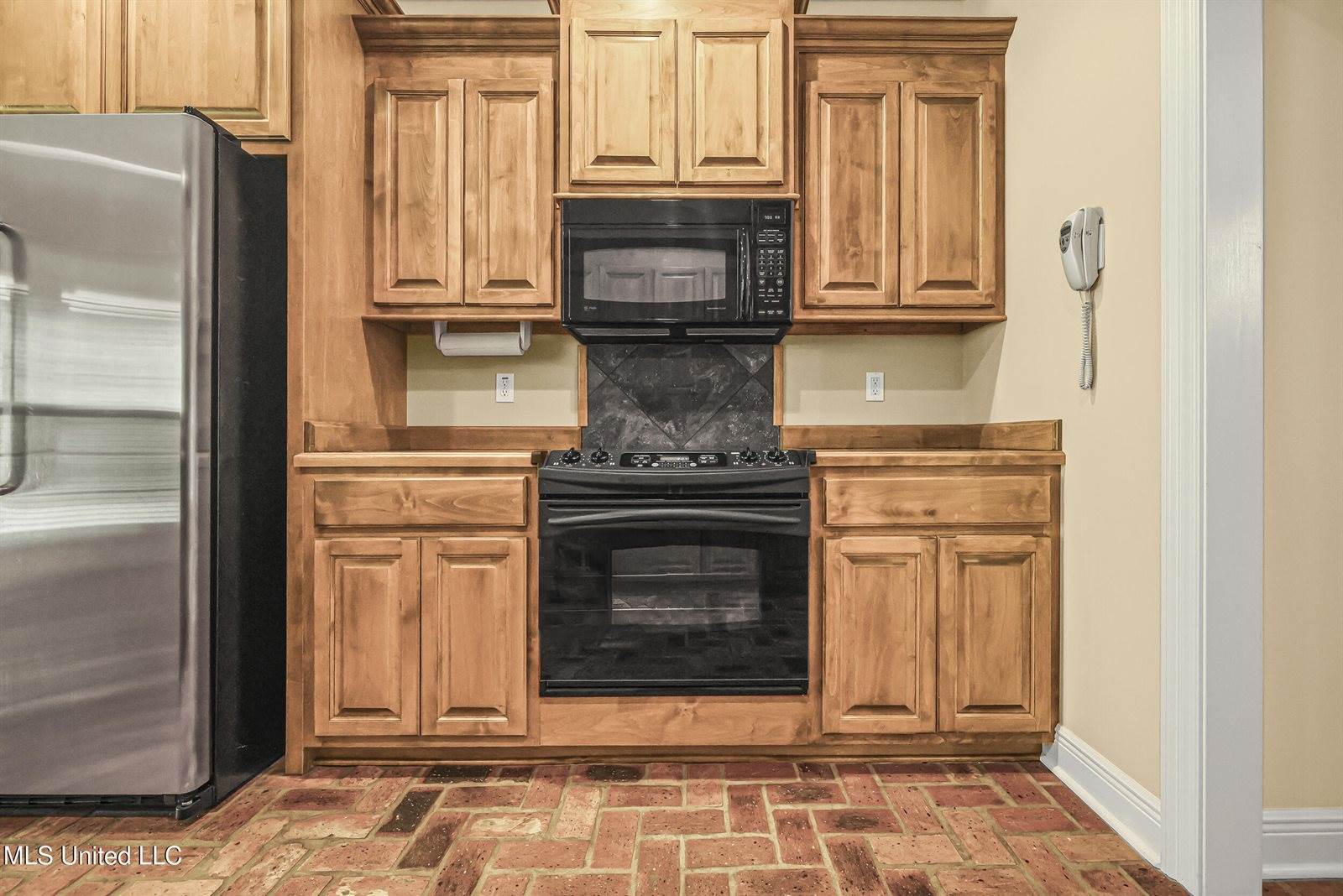 15407 Meadow Brook Court, Gulfport, MS 39503