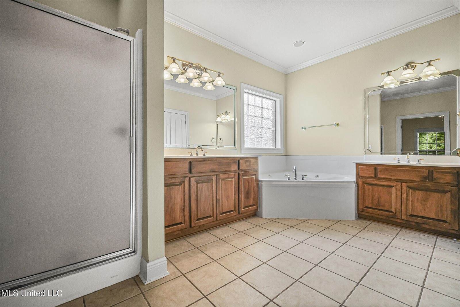 15407 Meadow Brook Court, Gulfport, MS 39503