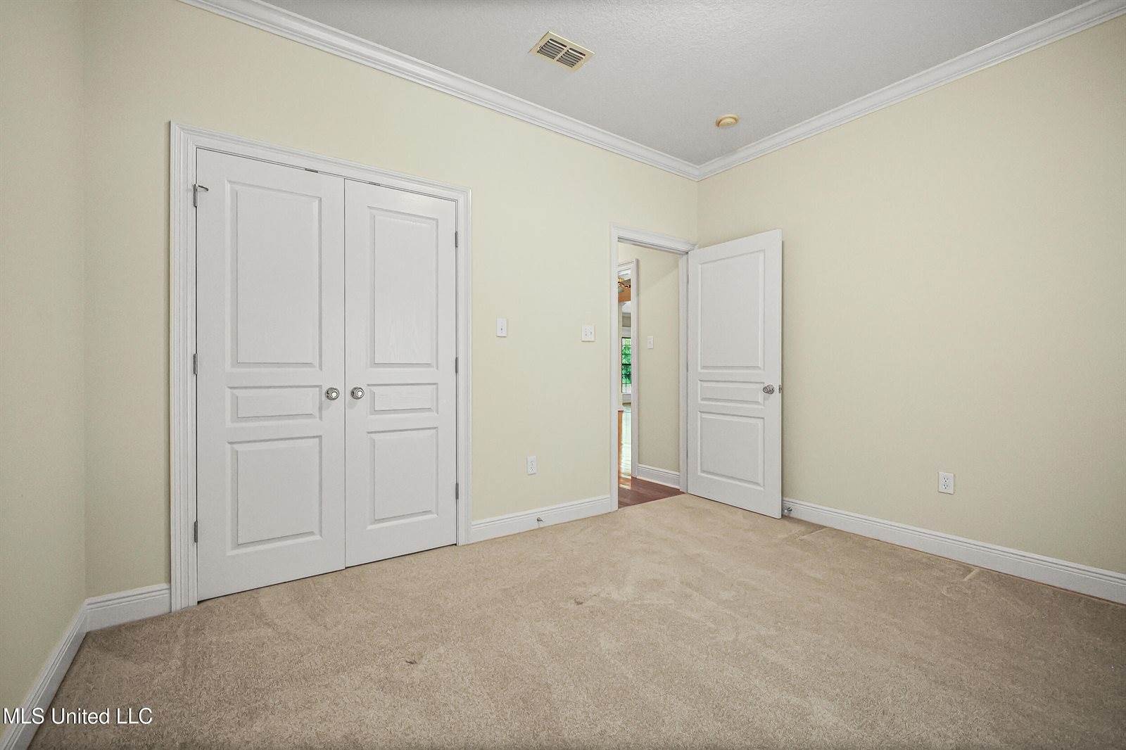 15407 Meadow Brook Court, Gulfport, MS 39503