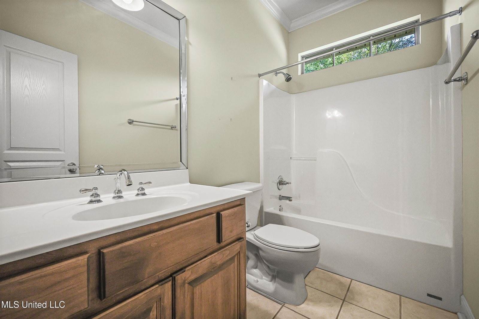 15407 Meadow Brook Court, Gulfport, MS 39503