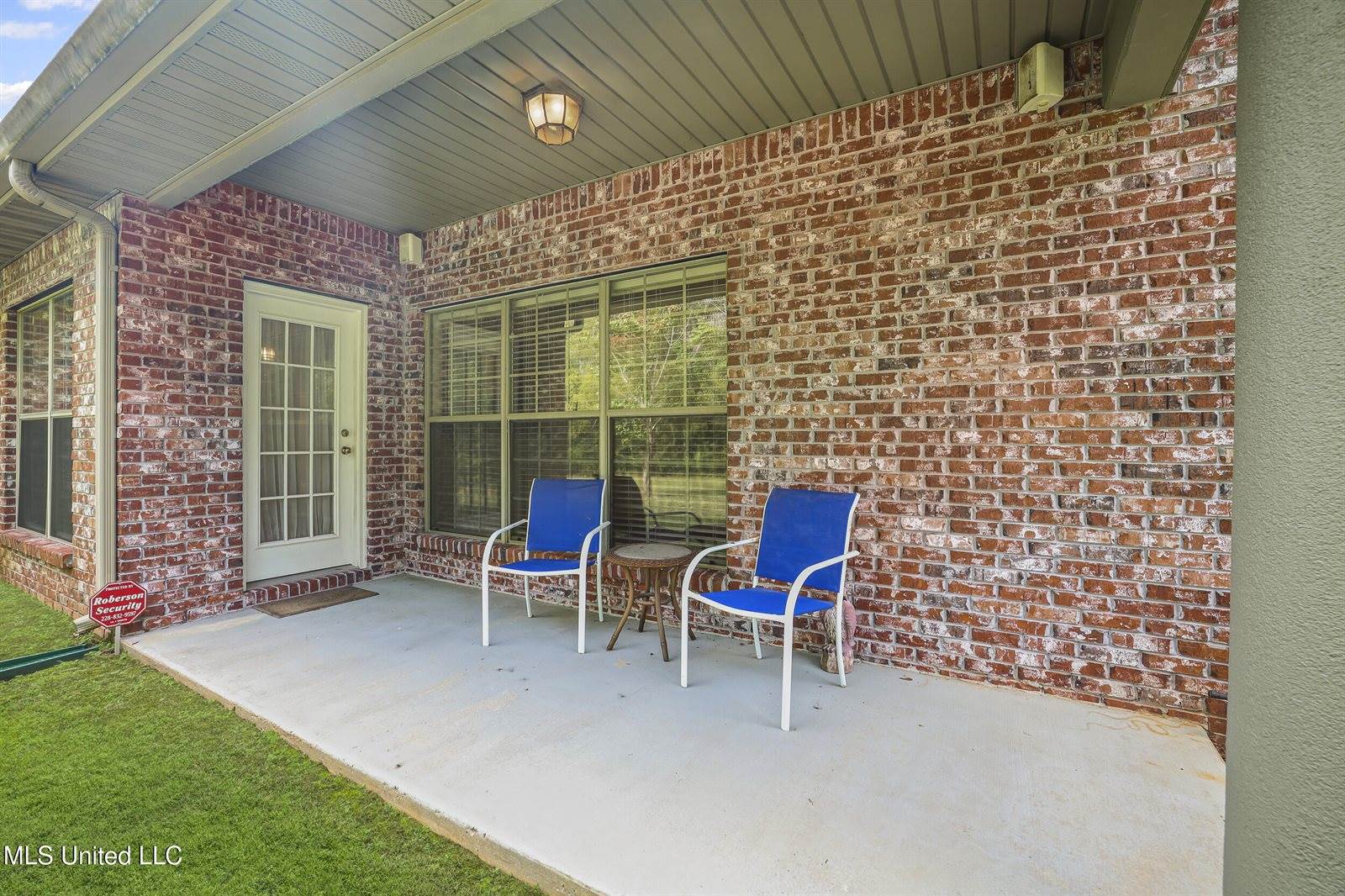 15407 Meadow Brook Court, Gulfport, MS 39503