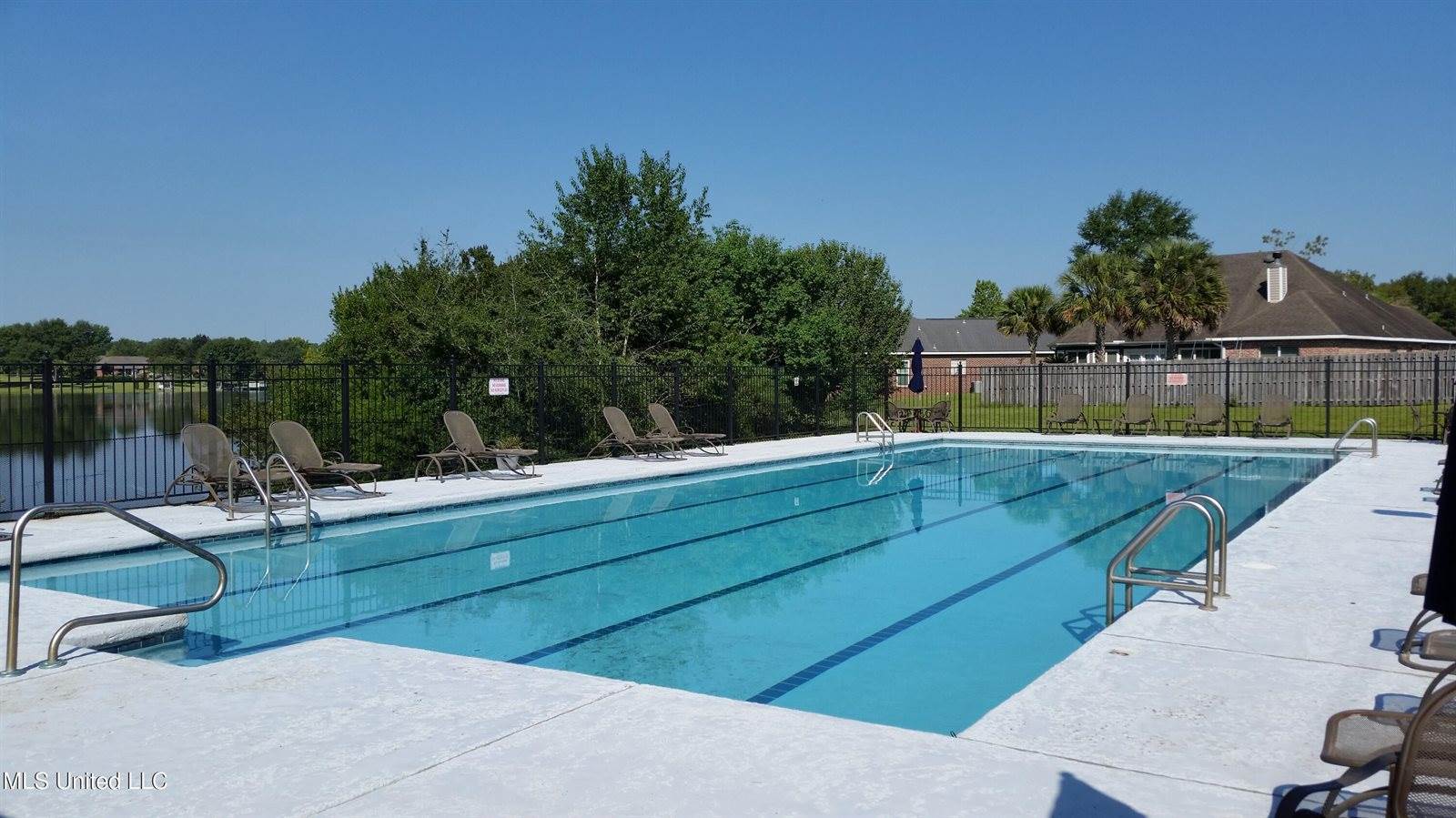 15407 Meadow Brook Court, Gulfport, MS 39503