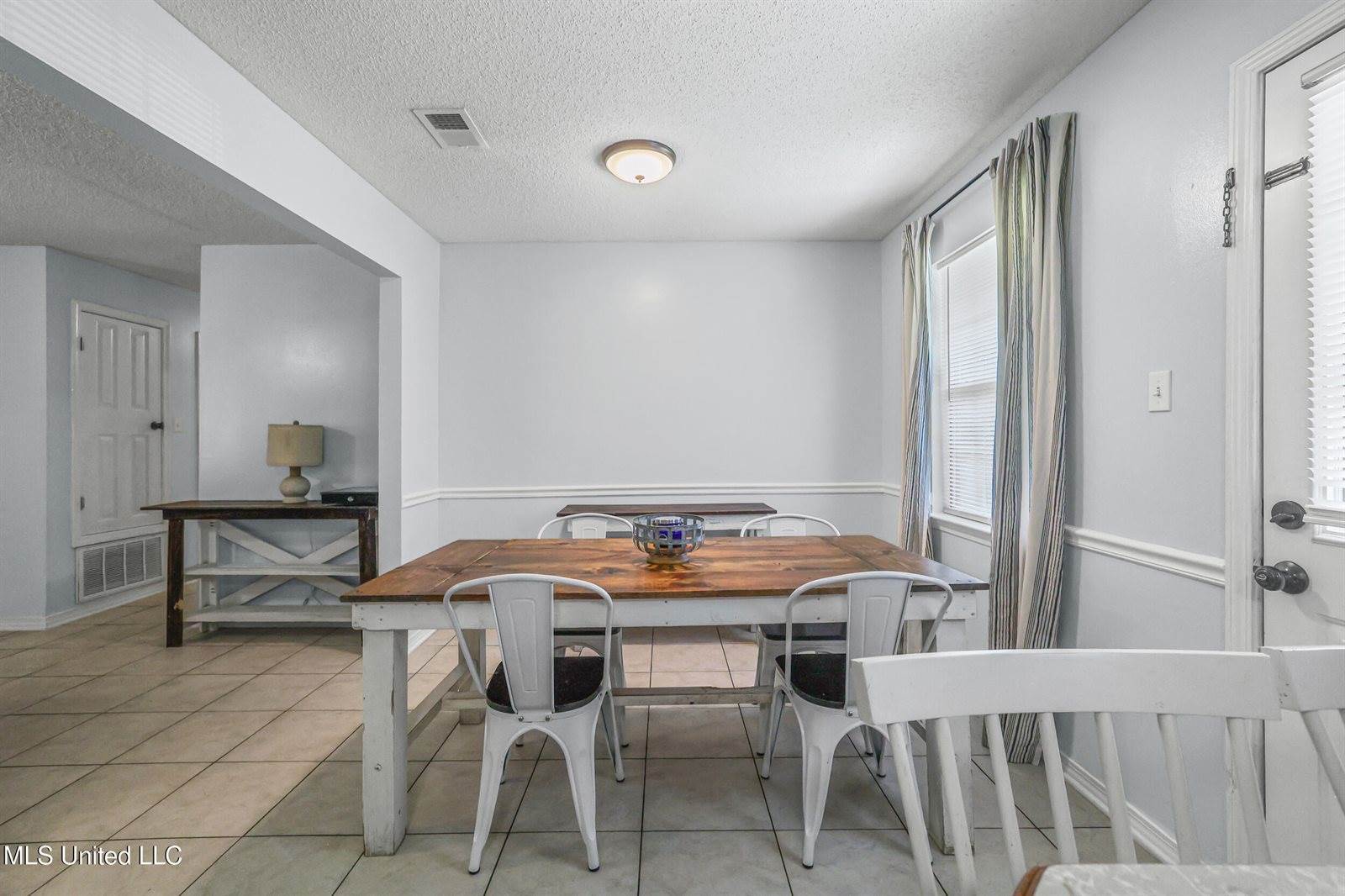 19627 West Wortham Road, Saucier, MS 39574