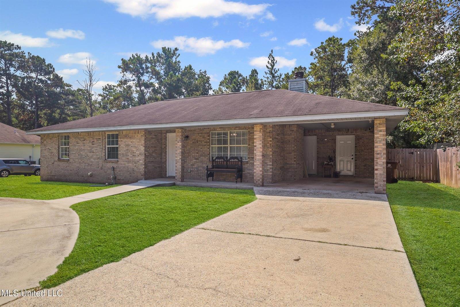 19627 West Wortham Road, Saucier, MS 39574