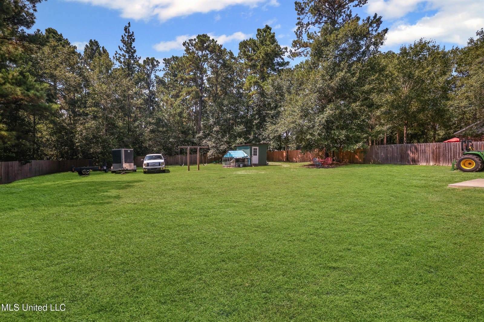 19627 West Wortham Road, Saucier, MS 39574