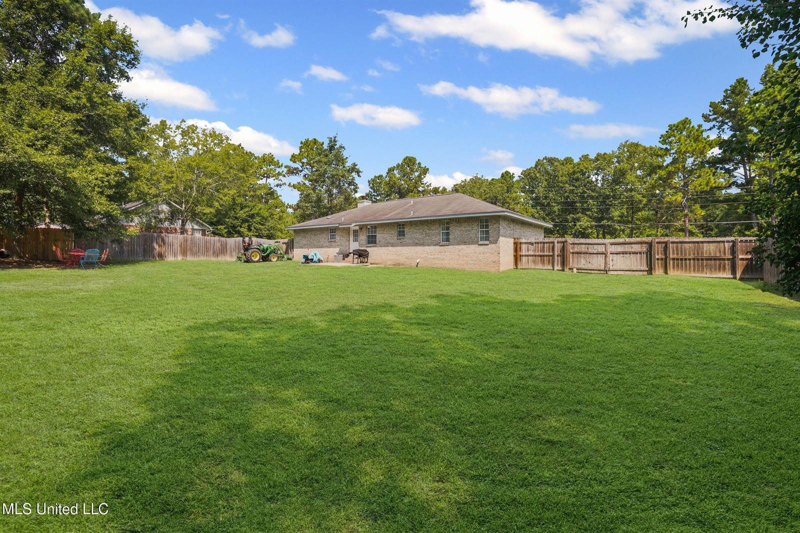 19627 West Wortham Road, Saucier, MS 39574