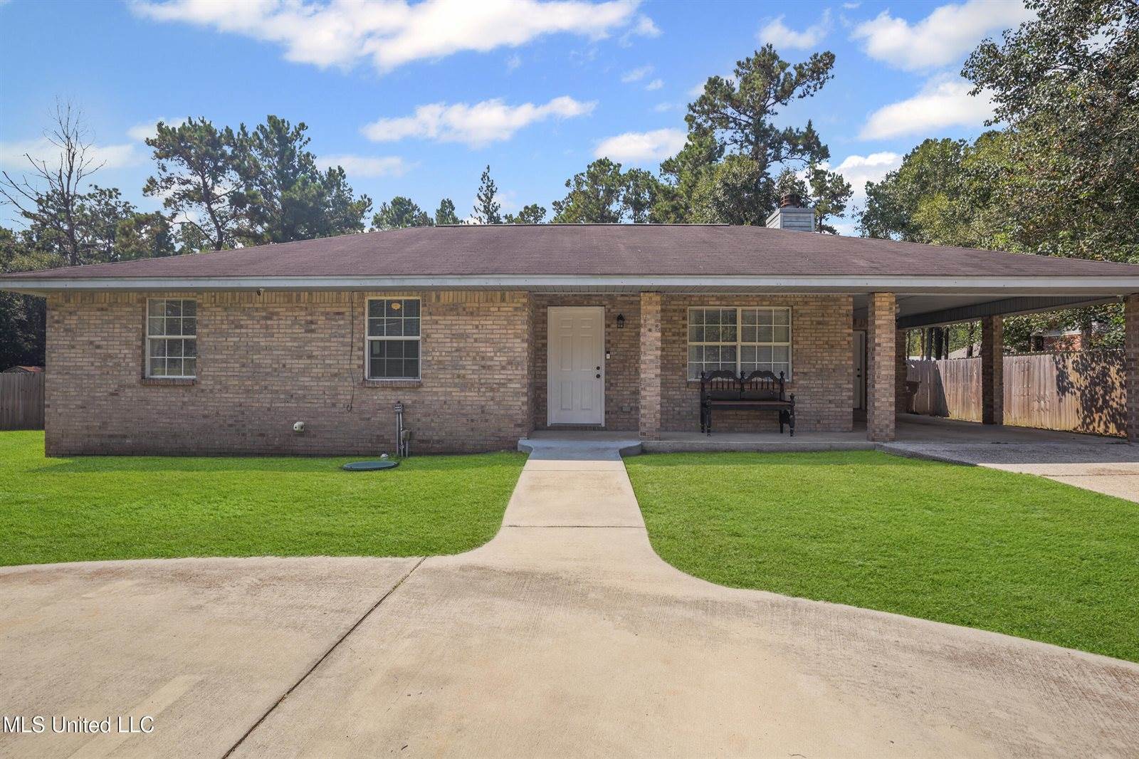 19627 West Wortham Road, Saucier, MS 39574