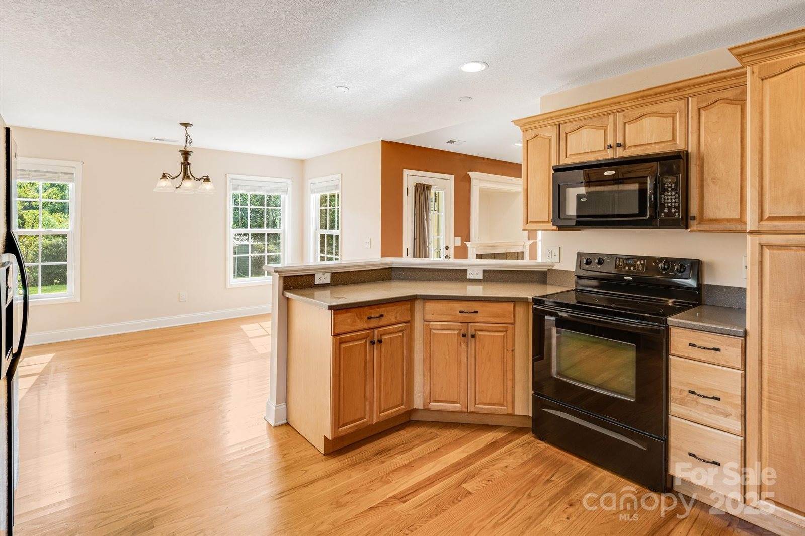 368 Bailey Mountain Road, Mars Hill, NC 28754